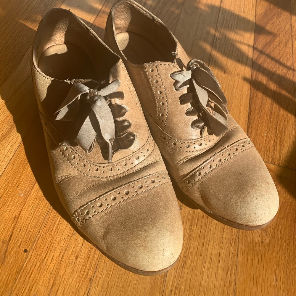 Born Kika Leather oxfords 8.5/40